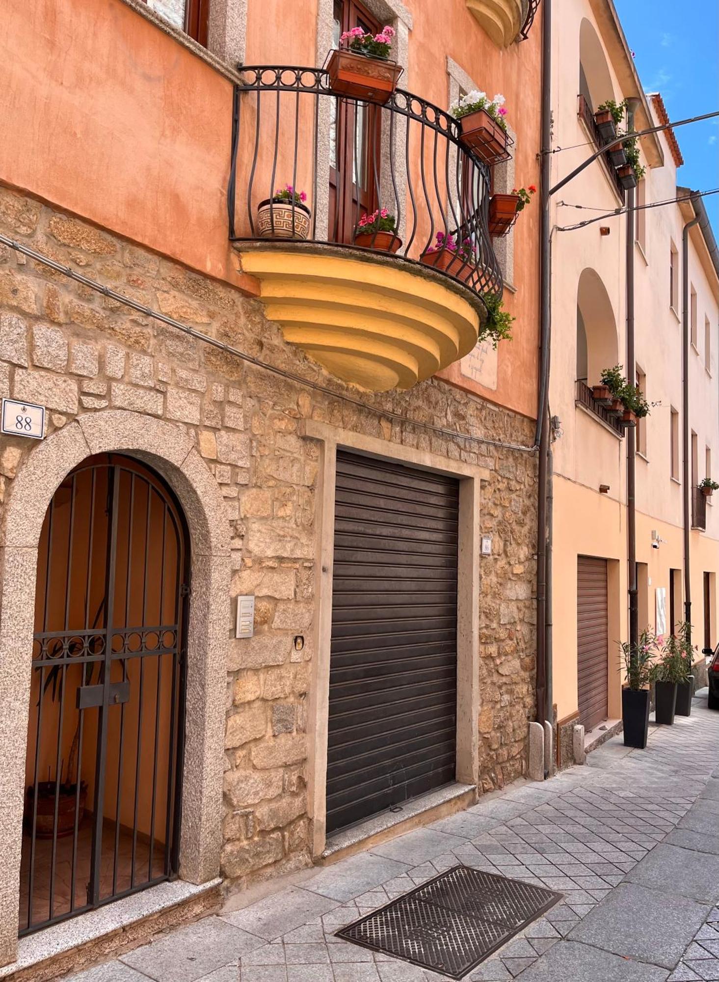 Carrales Guest House Nuoro  Esterno foto